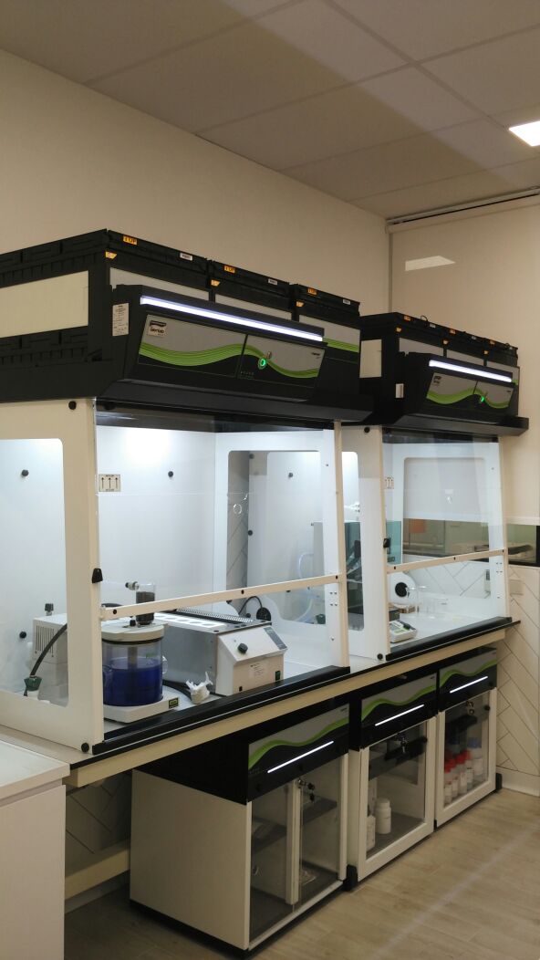 Erlab 483 Smart Ductless Fume Hood - Image 2